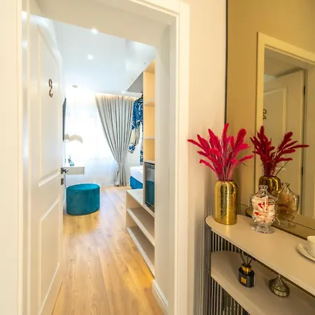 Luxury Apartment & Rooms Aurea Apartament *