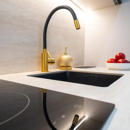 Luxury Apartment & Rooms Aurea Apartament *