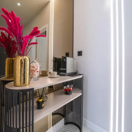 Luxury Apartment & Rooms Aurea Apartament